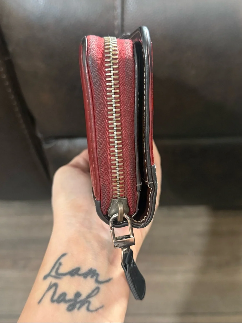 Vintage Dooney & Bourke AWL Wallet Red Black All Weather Leather Organizer RARE - Picture 3 of 8